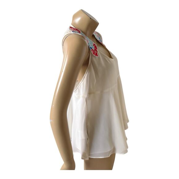 BCBGeneration Womens Size Medium Sleeveless Off White Mosaic Applique Shirt Top - Picture 3 of 8